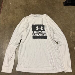 Under Armour Men's White Long Sleeve Shirt size large